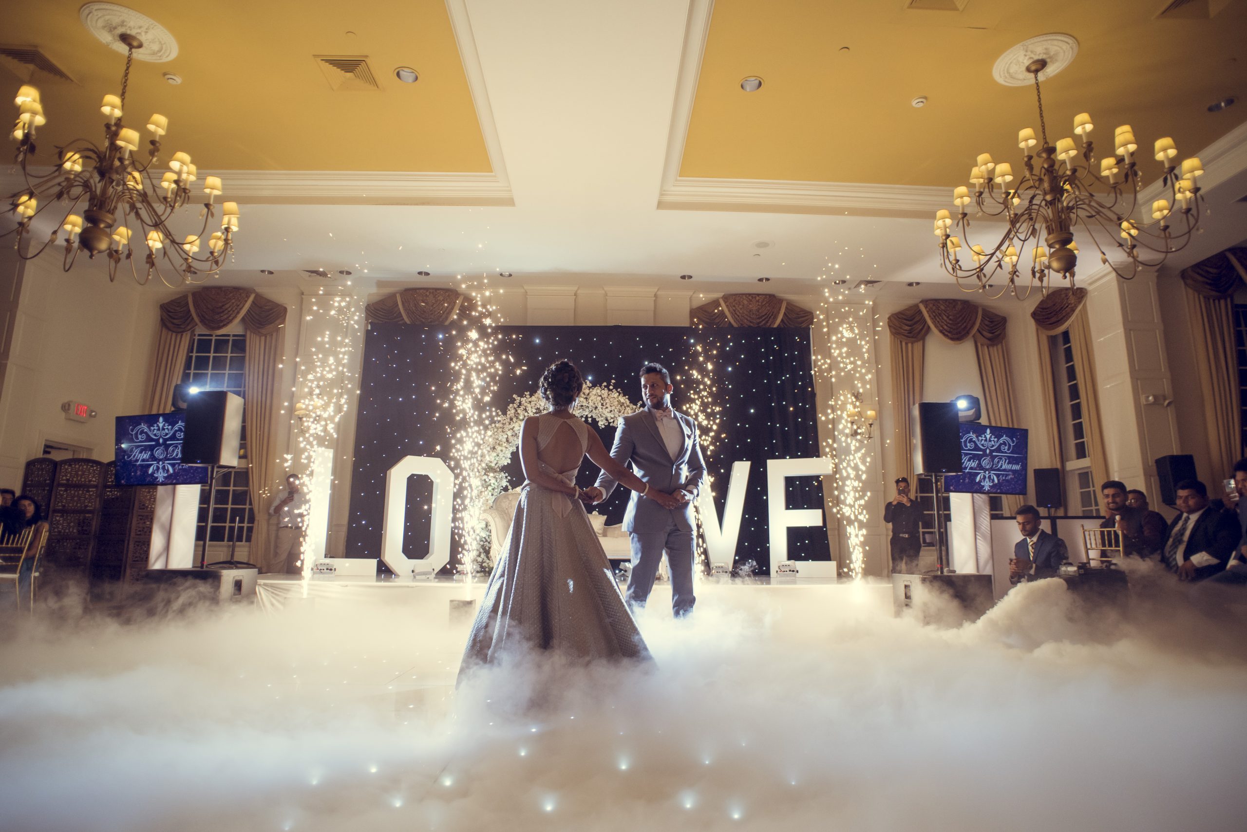Indian wedding first dance bollywood dj